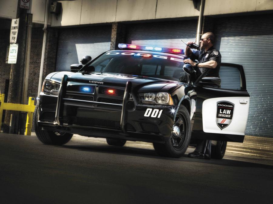  Dodge Charger Pursuit Police 2010 года  (фото 37 из 50)